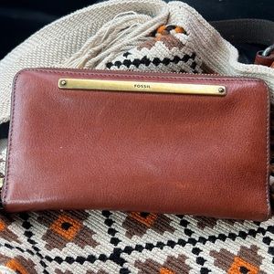 Fossil Chestnut Color Wallet